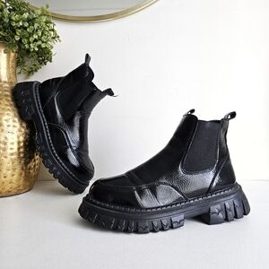 Chunky Black Chelsea Boots | Stylish Platform Boots | Size 40 | Faux Leather